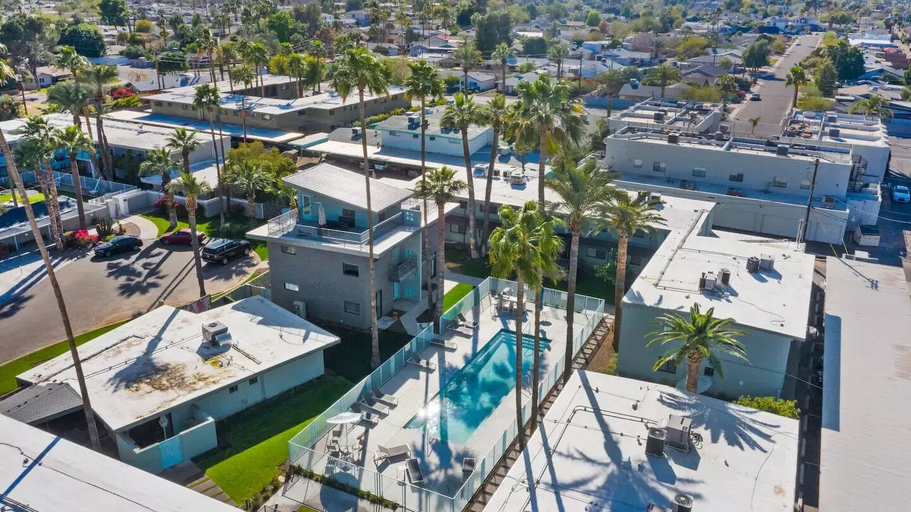 Others 5, Walkable OTS Mid Century Condo-Pool, Maricopa