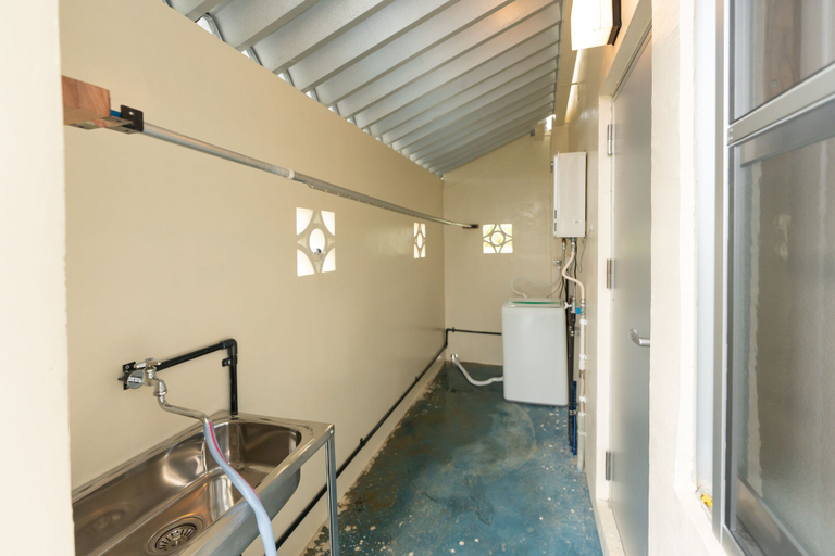 Bathroom, MIYAKOJIMA Upuyu, Miyakojima