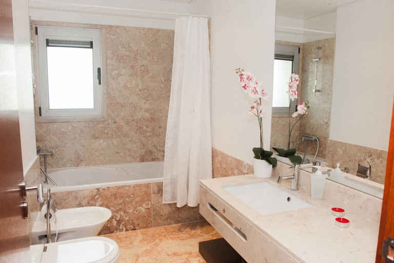 Bathroom 4, Oriente 25 Apartments by APT IIN - Parque das Nações, Lisbon