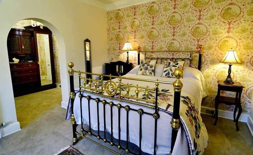 Bedroom 2, Pale Hall Hotel, Gwynedd