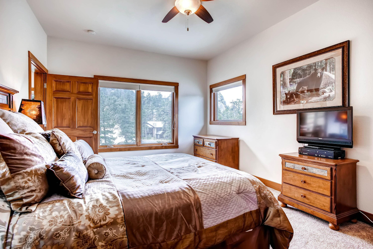 Bedroom 3, Black Canyon Inn Unit F10, Larimer