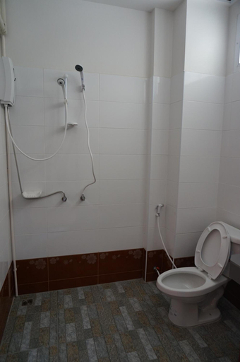Bathroom 4, N.D. Place Lanta, Ko Lanta