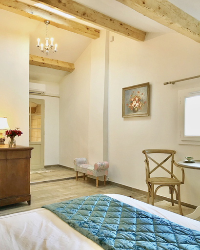 Bedroom 2, Domaine de La Brave, Vaucluse