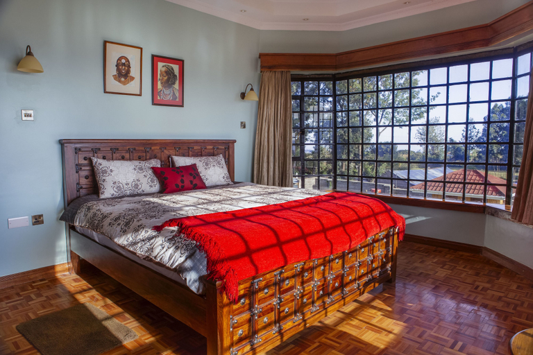Bedroom, Sheerdrop Country Home, Bahati