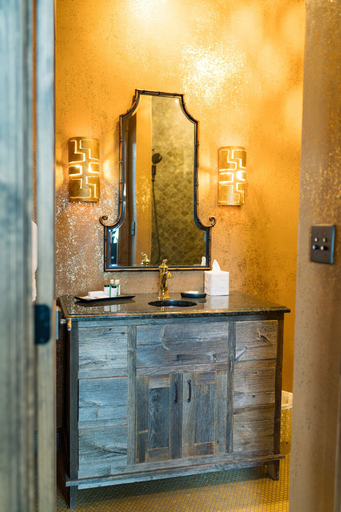 Bathroom 4, Ancient Lore Village, Knox