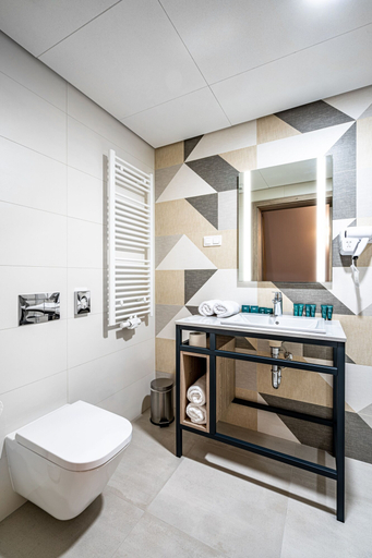 Bathroom 3, Sezony. Restauracja i Hotel, Poznań