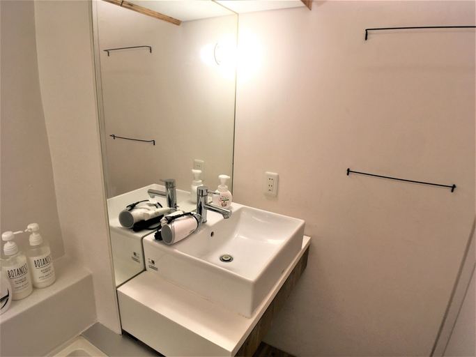 Bathroom 3, Higashi-Gokencho M-building 2F, Shinjuku