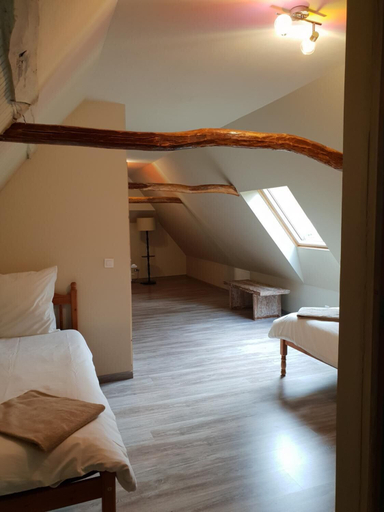 Bedroom 5, Bed in Bellongue, Ariège