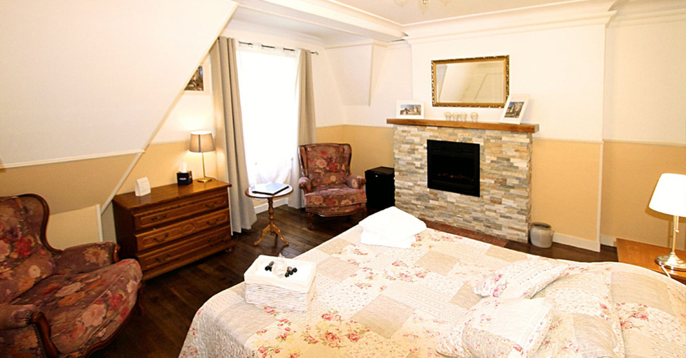 Bedroom 4, Hattonchatel Château & Restaurant La Table du Château, Meuse