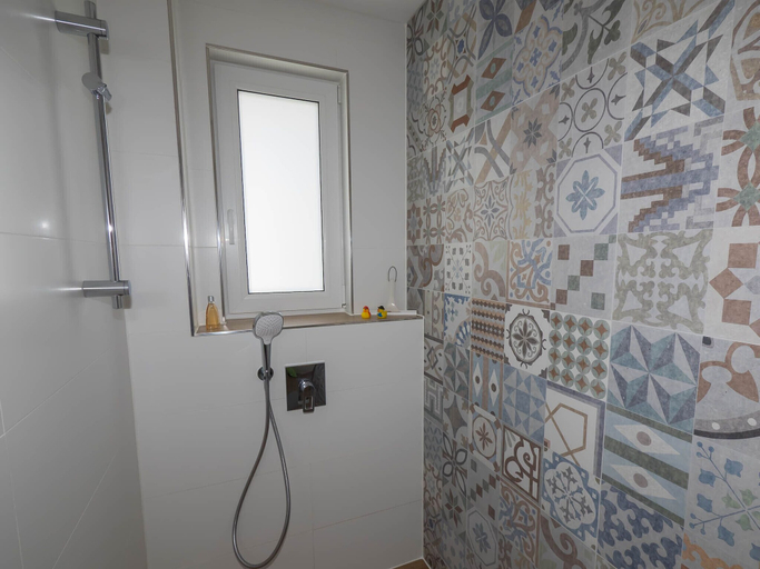 Bathroom 4, 16 Lilien - Apartment Wohnung, Rems-Murr-Kreis