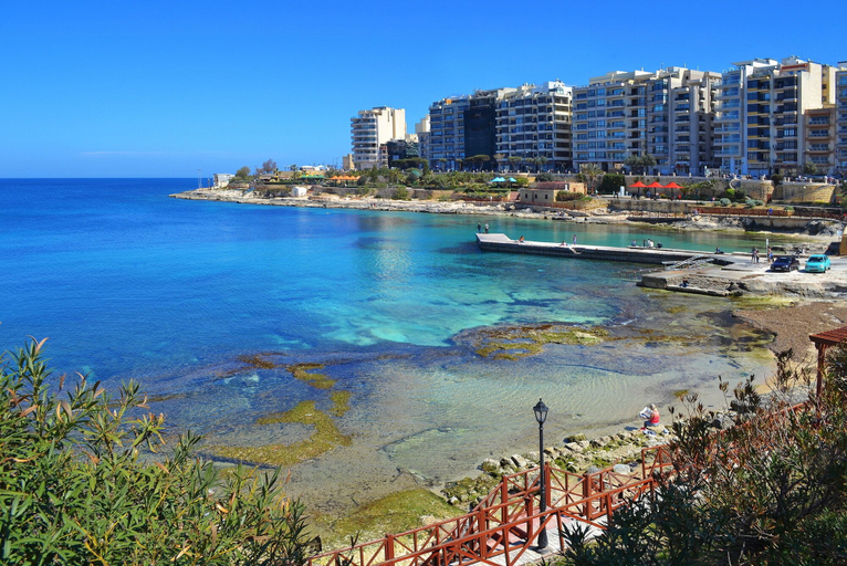 Others 5, Modern 2 Bedroom Seaview Apartment