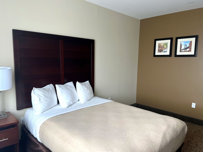 Bedroom 2, Lotus BLU Inn & Suites, New York