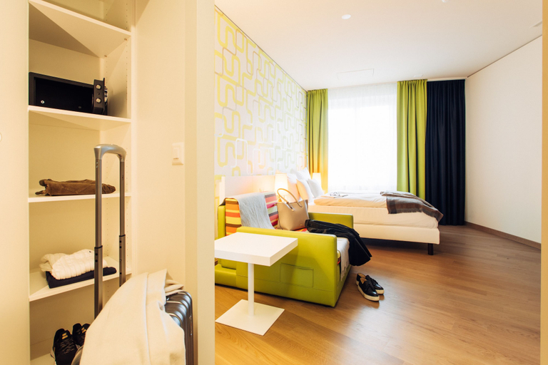 Bedroom 3, harry’s home Zürich-Wallisellen, Bülach