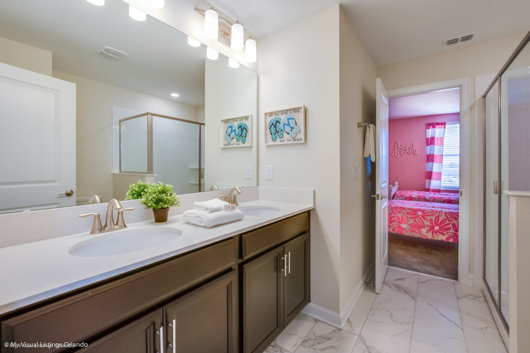 Bathroom 4, 1605mc Amazing Champions Gate 8 Bedroom 5 Bed, Polk