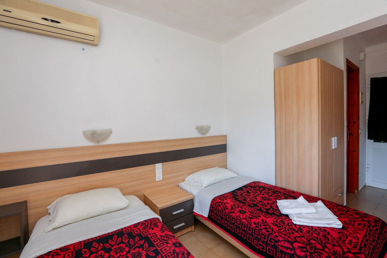 Bedroom 4, Filia Studios & Apartments, Thessaly