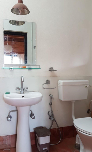 Bathroom, Lamatar Lodge, Bagmati