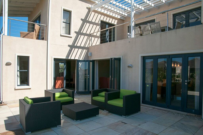 Exterior & Views, 4 Spinnaker, Eden
