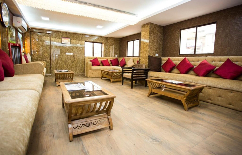 Others 5, Hotel Wallstreet, Delhi