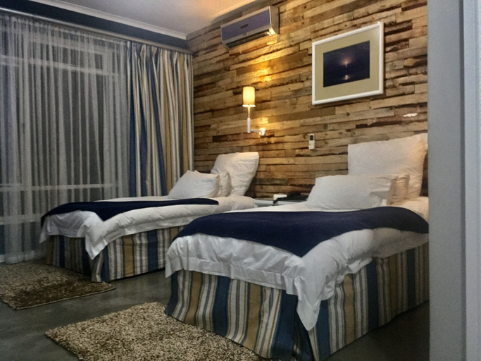 Bedroom 2, Casa Mia Hotel, Walvisbay Urban