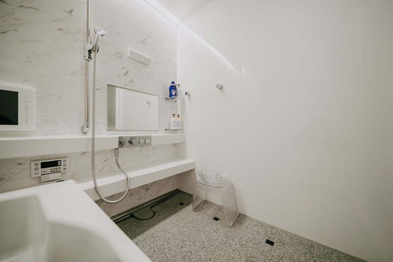 Bathroom 3, Kizugawa Villas, Osaka