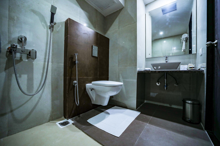 Bathroom 5, Cygnett Inn Sea View, Purba Medinipur