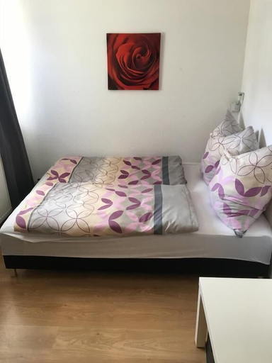 Bedroom 2, Miniappartement Zini, Oberbergischer Kreis