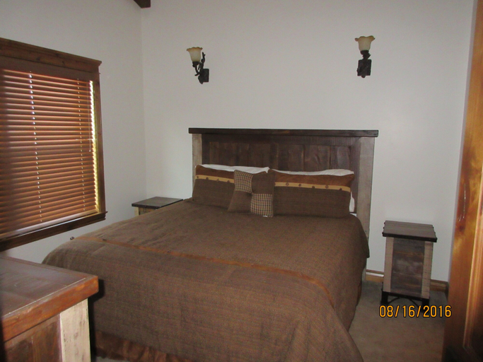 Bedroom 2, Townhomes on the Green, Lincoln