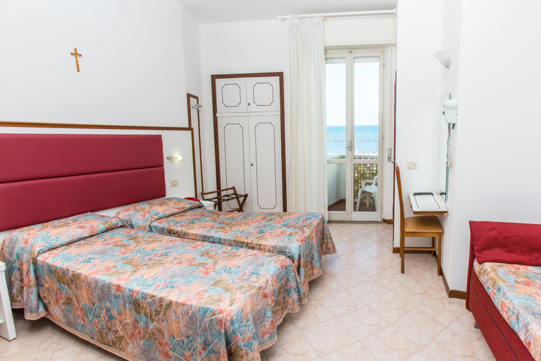 Bedroom 3, Hotel Delfino, Ancona