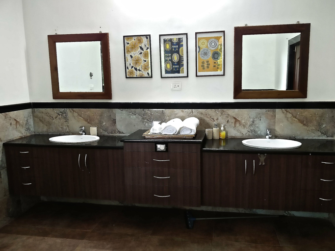 Bathroom 5, The Mandrem House, North Goa