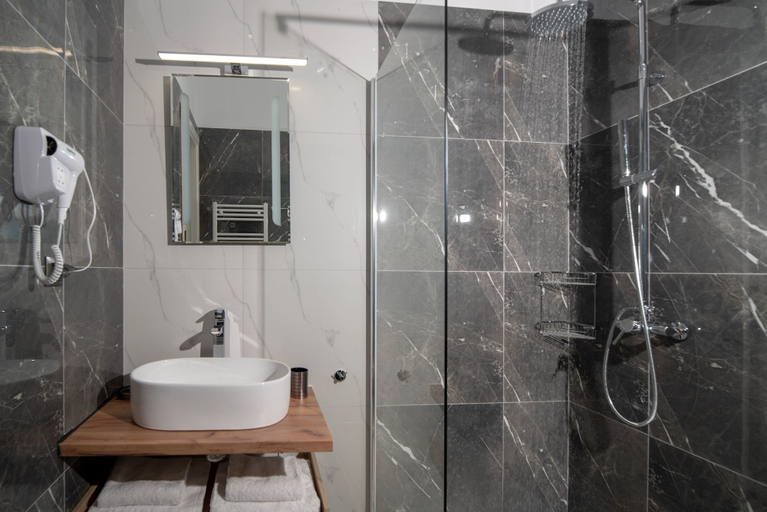 Bathroom 5, Plaka Arch Suites, Attica