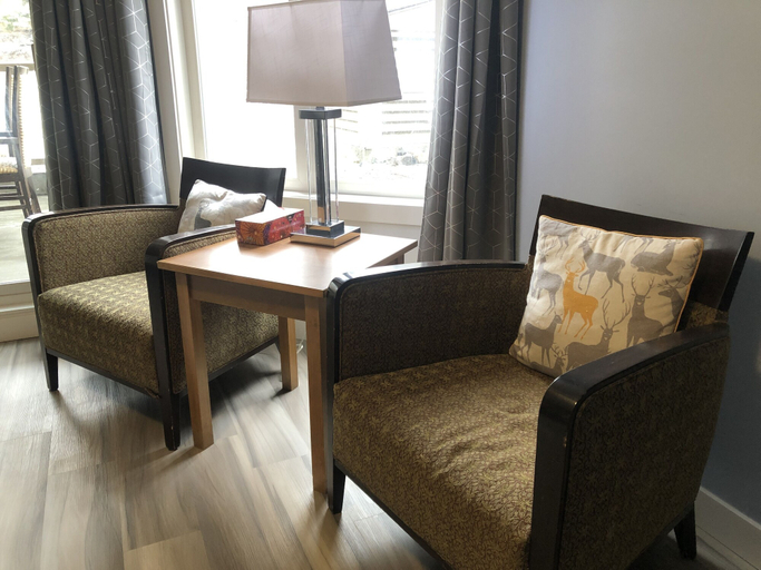 Others 5, 4 Bedrooms Suite - Group of Families, Division No. 15
