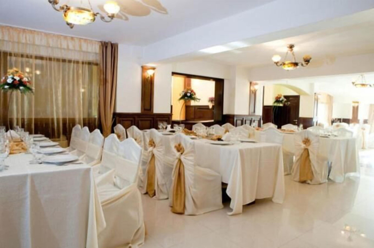 Food & Drinks 5, Hotel Majestic, Iasi