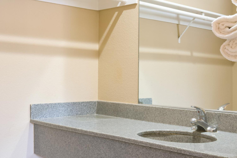 Bathroom 4, Covina Motel, Los Angeles