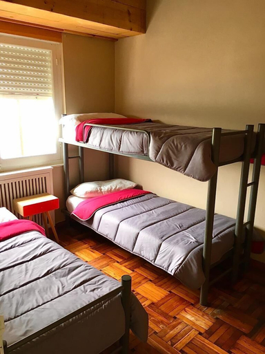 Bedroom 2, Carving Surf Hostel, Asturias
