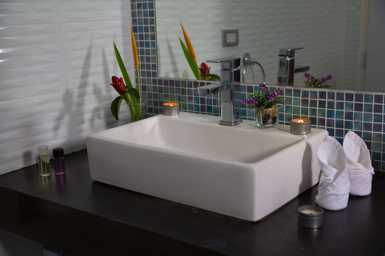 Bathroom 5, The Serenity Resort Pattaya, Private Villas, Sattahip