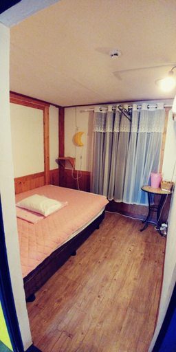 Bedroom 3, Jejudoparty Guesthouse Yeon - Hostel, Jeju