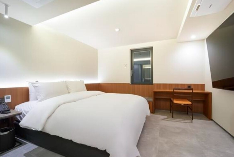 Bedroom 3, Tara Hotel, Gangnam