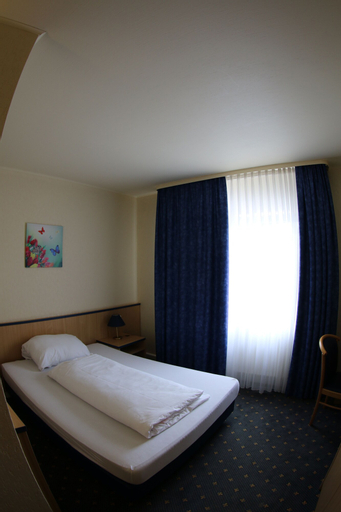 Bedroom 3, Hotel am Rathaus, Darmstadt-Dieburg