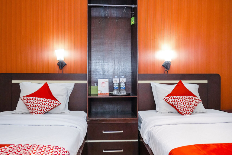 Bedroom 2, OYO 1130 Bandoeng Guest House Syariah, Malang