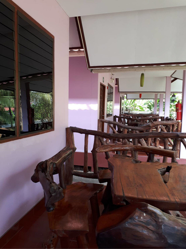 Food & Drinks, Smart Resort, Chalermphrakiet