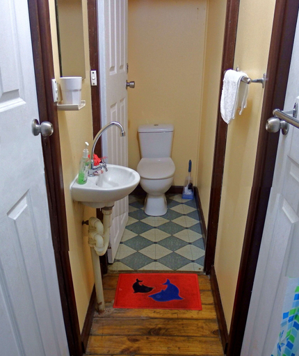 Bathroom 3, Treetops Lodge, Port Vila