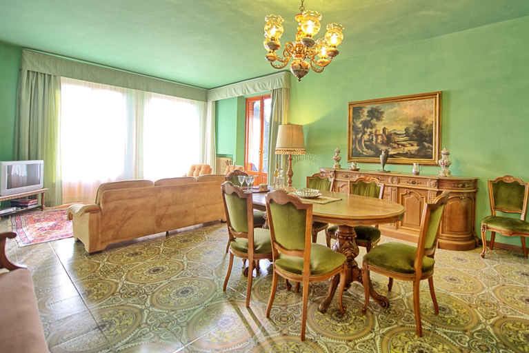 Food & Drinks 4, Villa Lauretana, Siena
