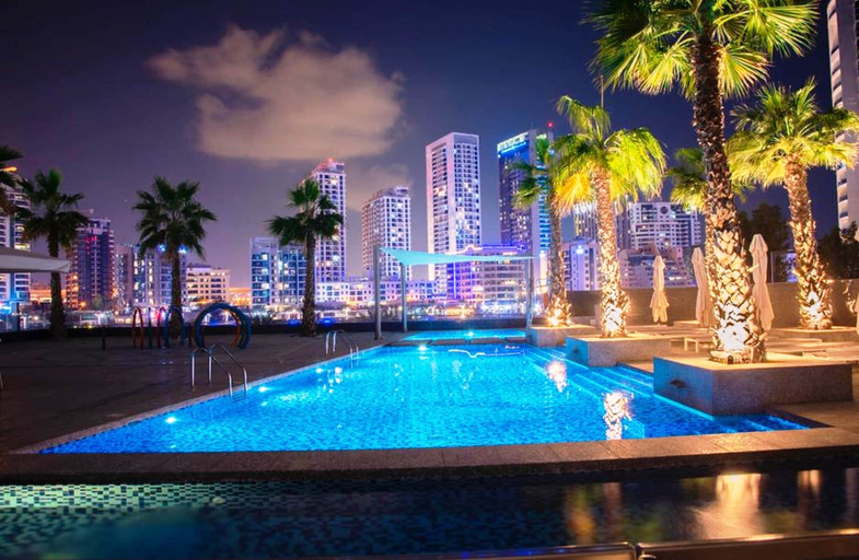 Outdoor pool 5, Pelican Stay - Full Marina and Pool View, Dubai