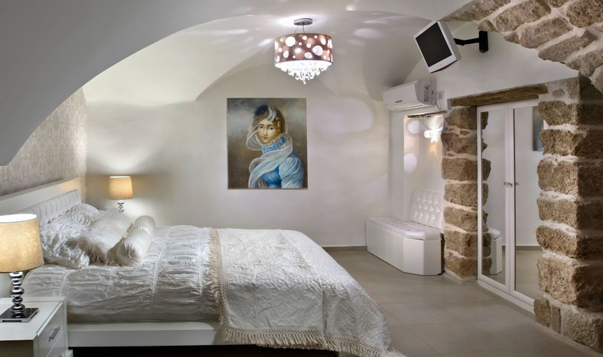 Bedroom 2, Lighthouse suite