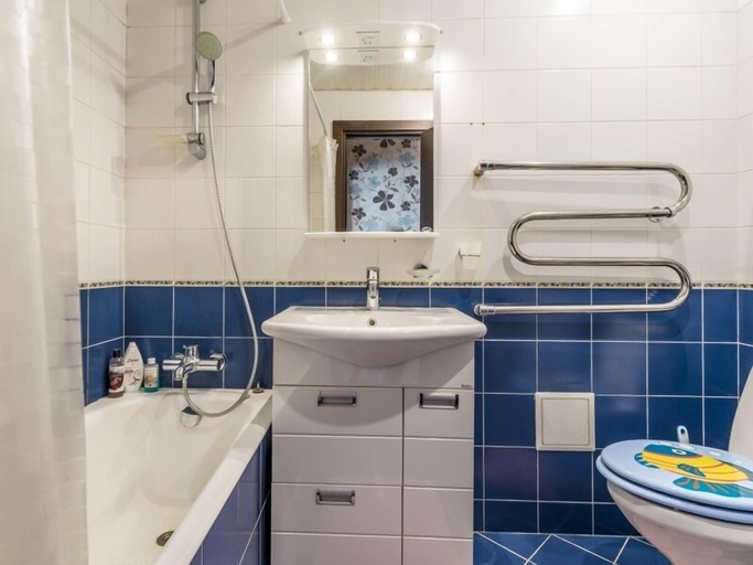 Bathroom, Apartment - Parferova 10, Western