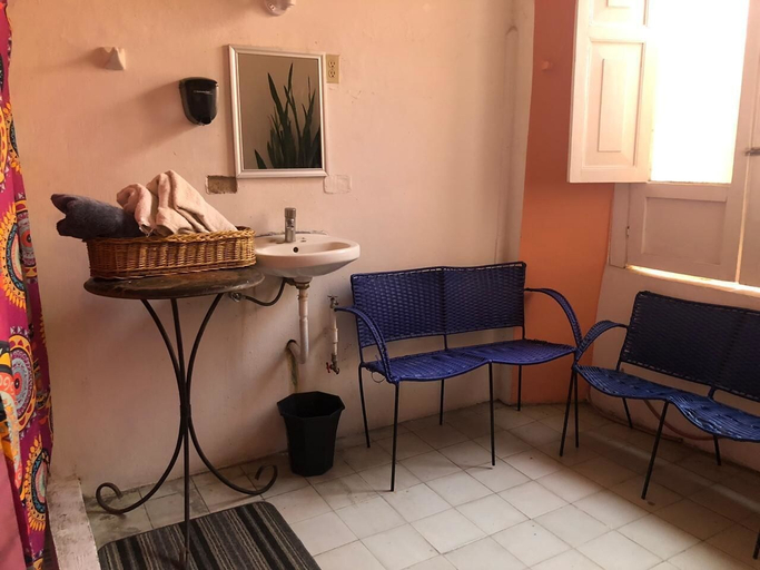 Others 5, Maska Mansion, Guadalajara