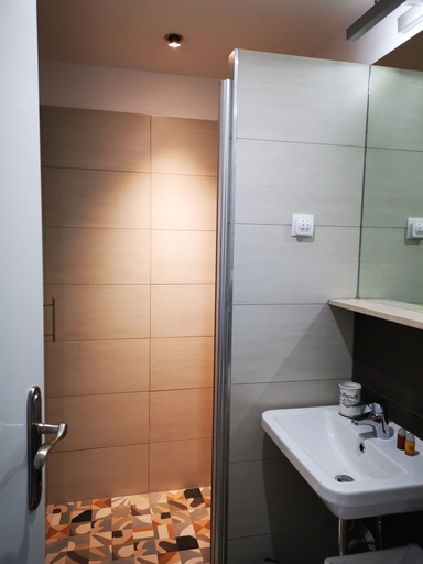 Bathroom 3, Midtown Apartments, Dubrovnik