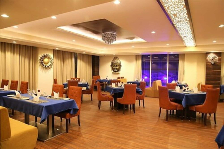 Food & Drinks 4, 5 Flowers Ananta Elite, Kota, Kota