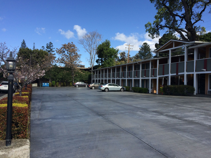 Others 5, Oak Motel Palo Alto, Santa Clara