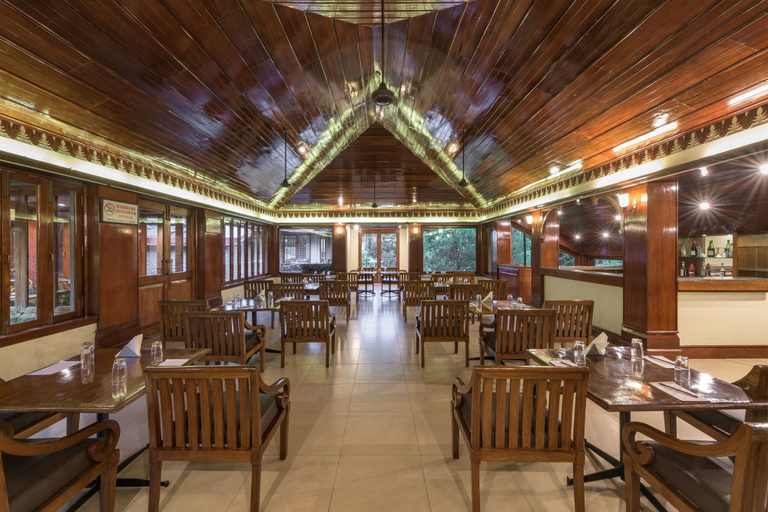Food & Drinks 5, Club Mahindra Thekkady, Theni